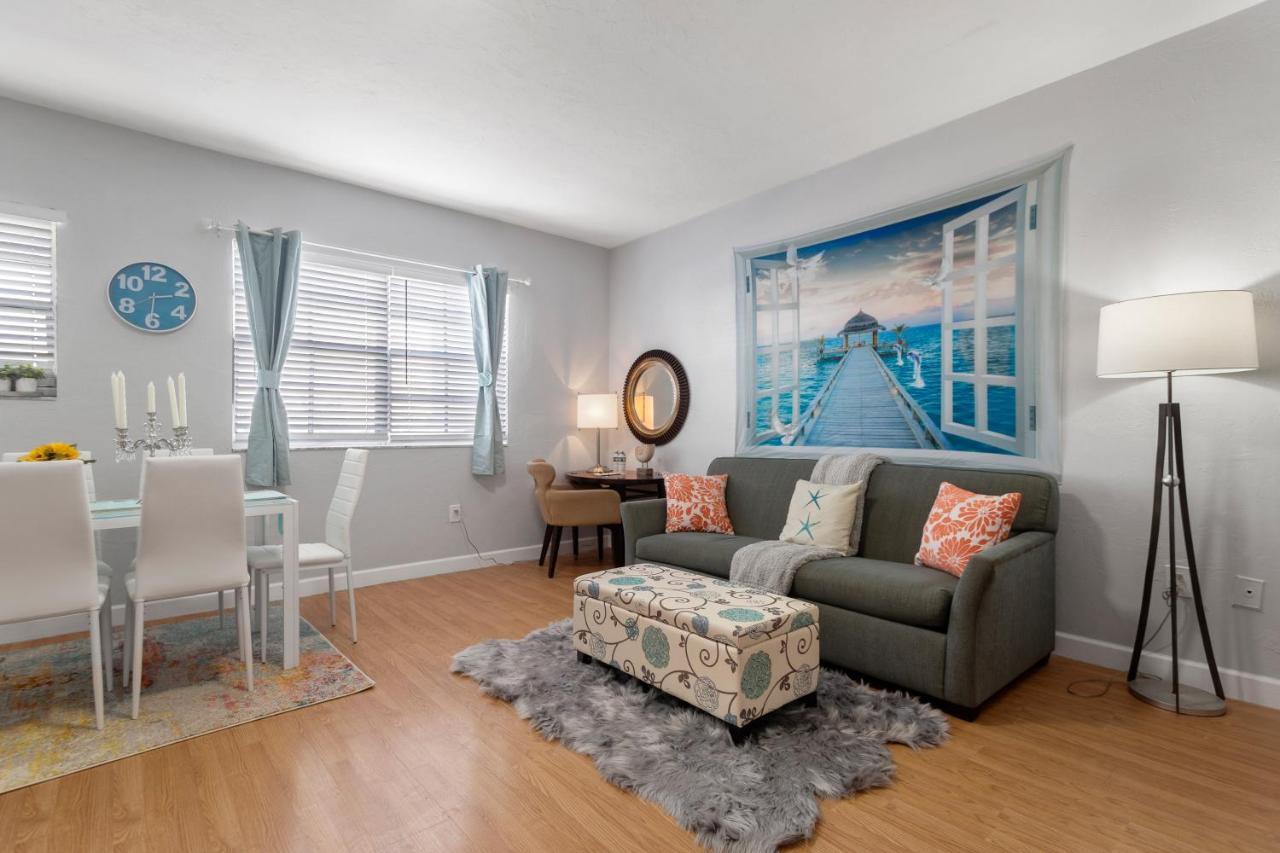 Ensuite Apt On Collins Ave Маями Бийч Екстериор снимка